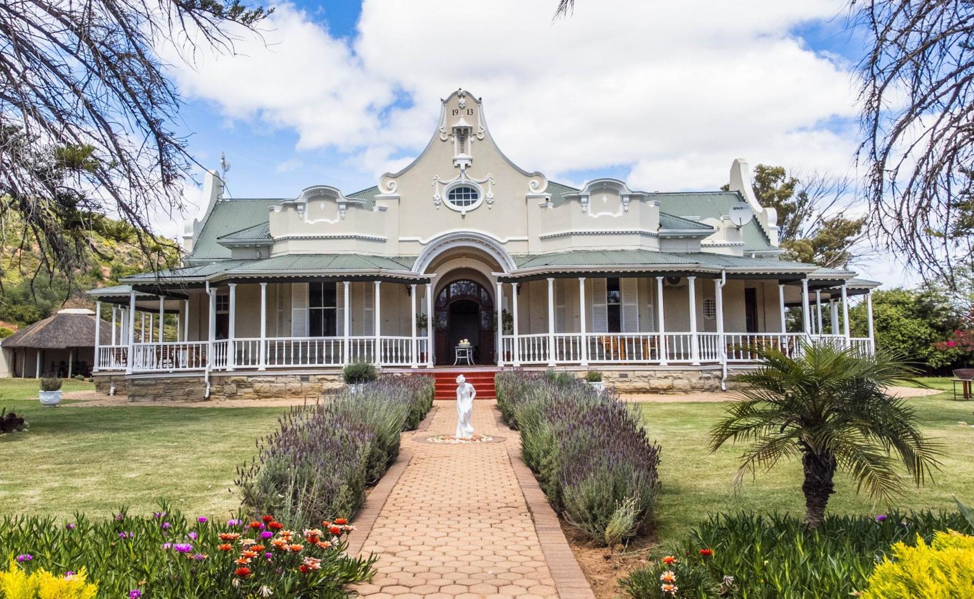 Bakenskraal Ostrich Palace Oudtshoorn Buitenkant foto