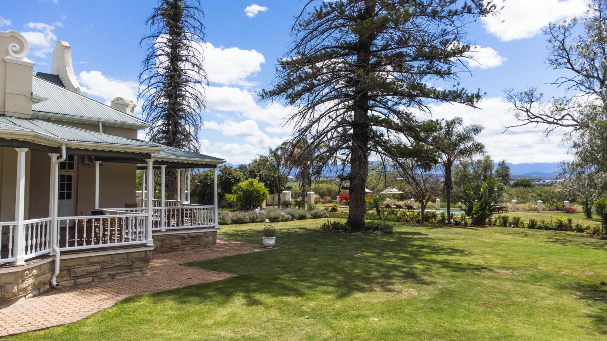 Bakenskraal Ostrich Palace Oudtshoorn Buitenkant foto